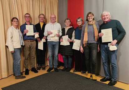 Männder und Frauen des Befähigungskurses